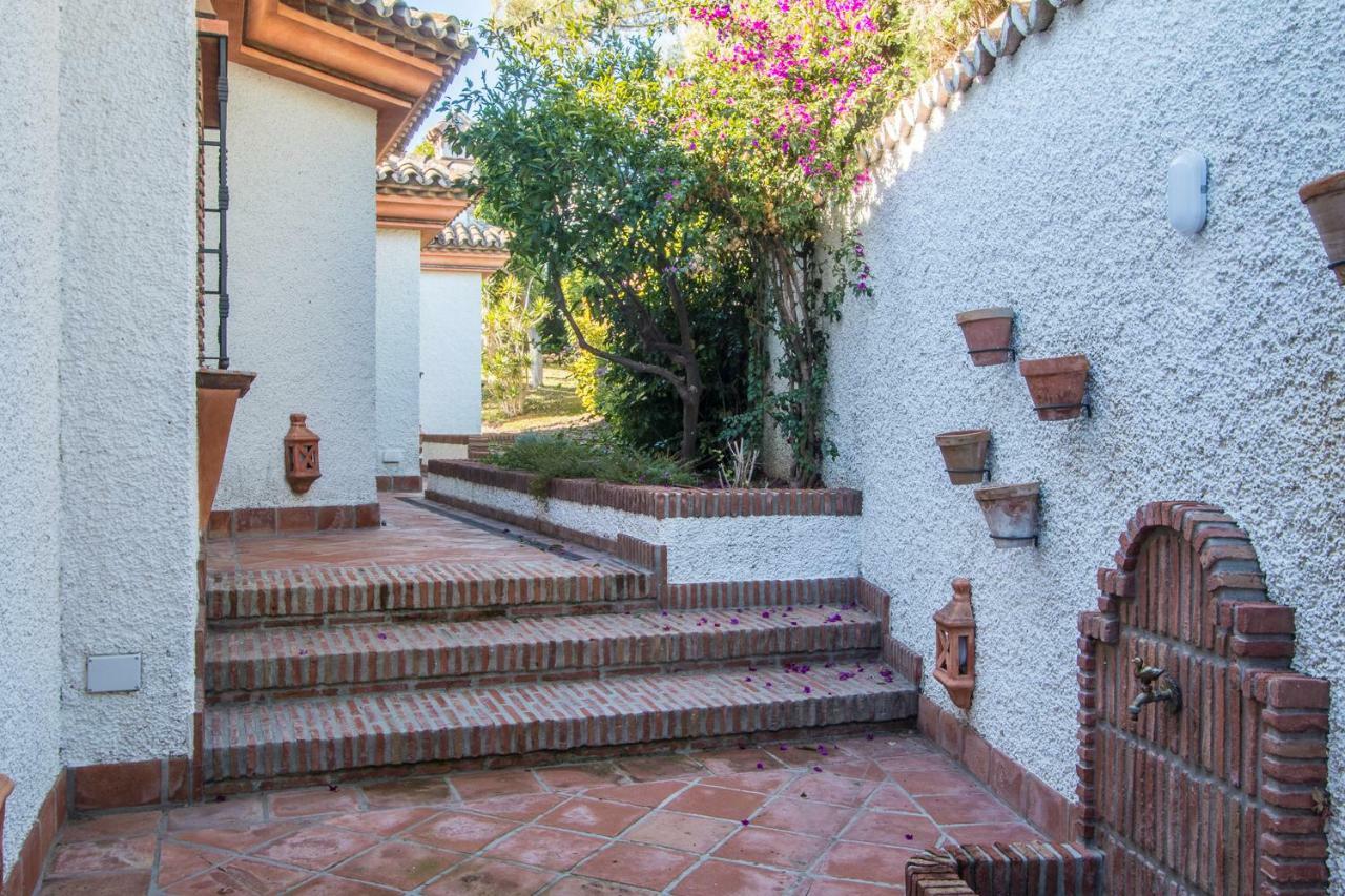 マルベーリャ Authentic Andaluciaヴィラ エクステリア 写真